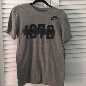 Grey Nike 1972 tee shirt